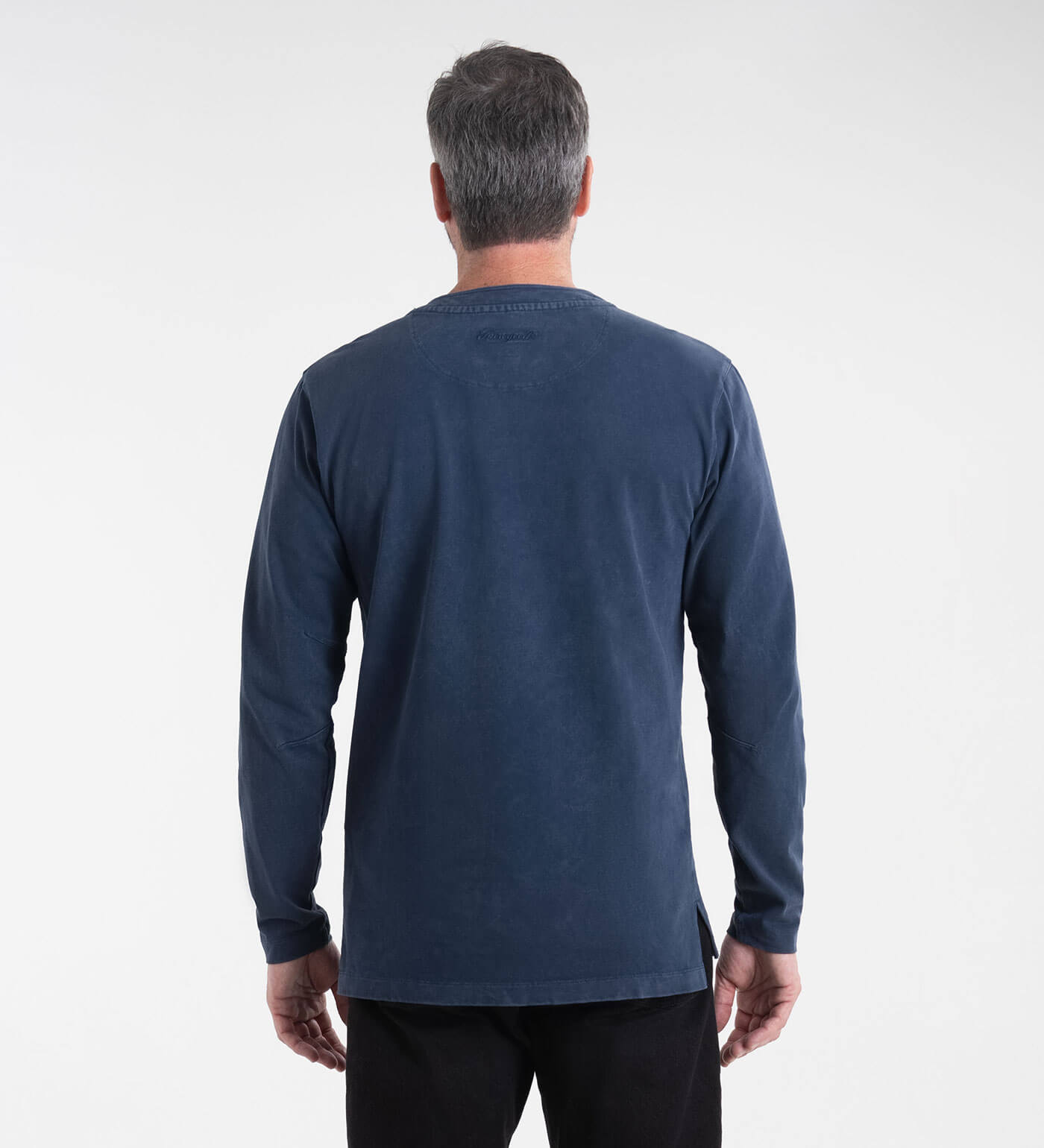 Thorogood Heavyweight Vintage-Wash Long Sleeve Henley - Image 15