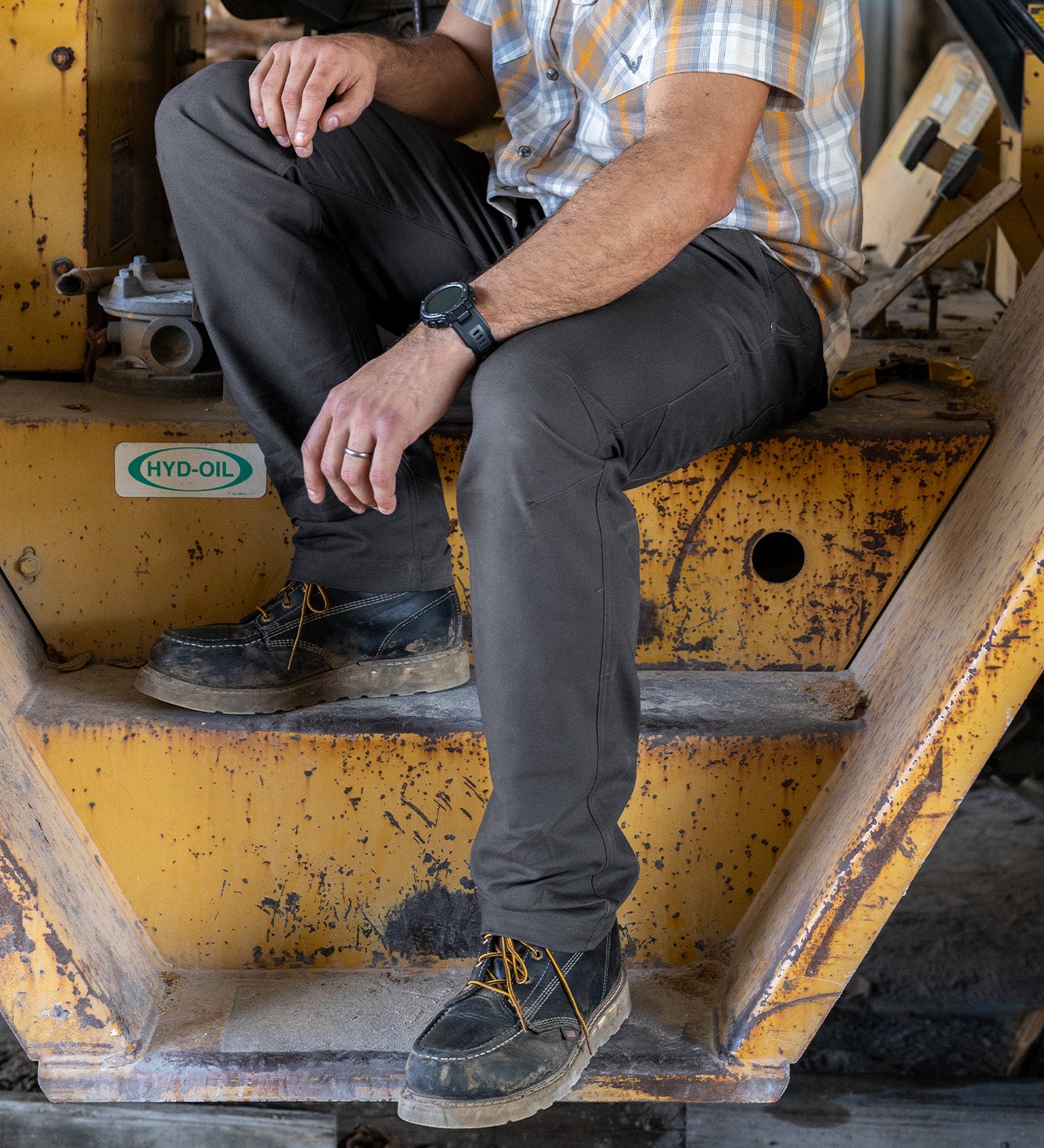 Thorogood Durable Water Repellent Stretch Canvas Work Pants - Image 4