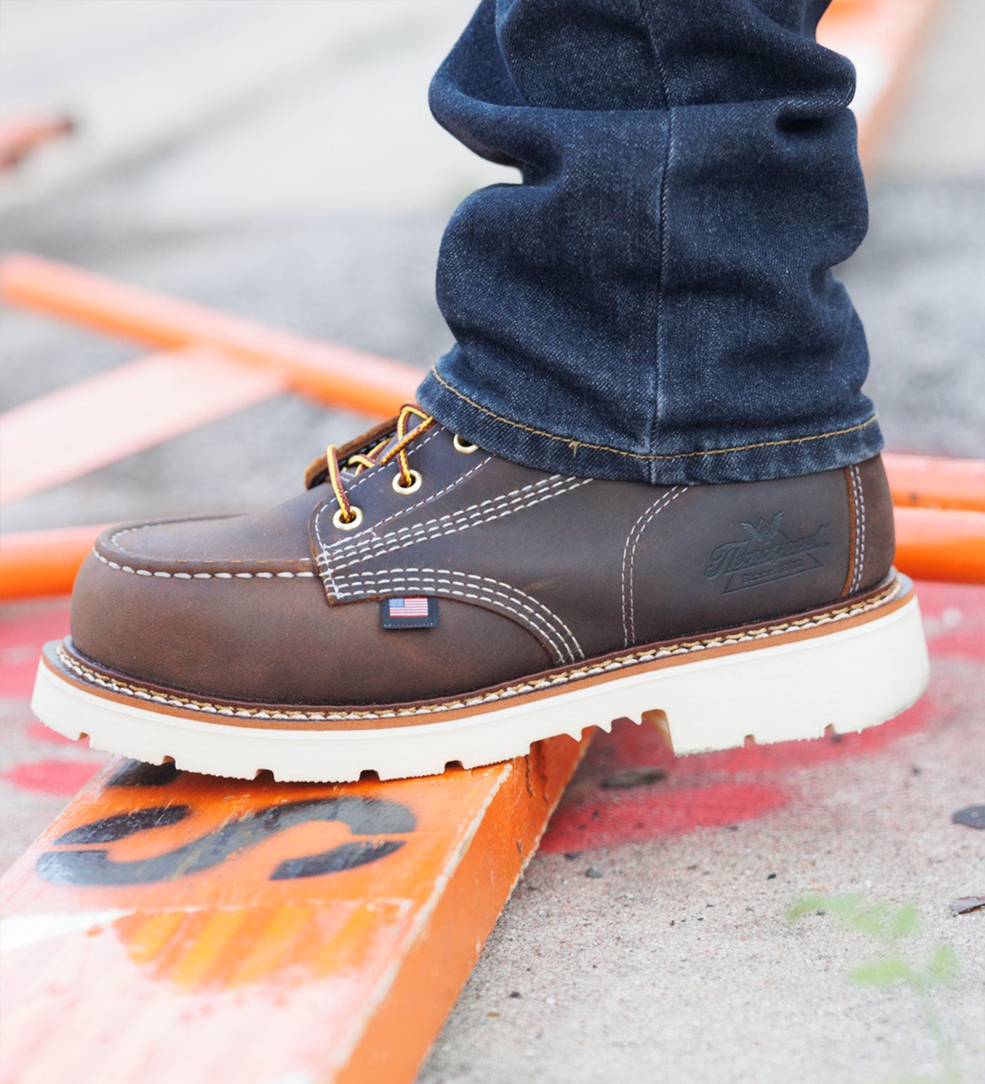 Thorogood American Heritage 6″ Steel Safety Toe Work Boots for Women - Image 7
