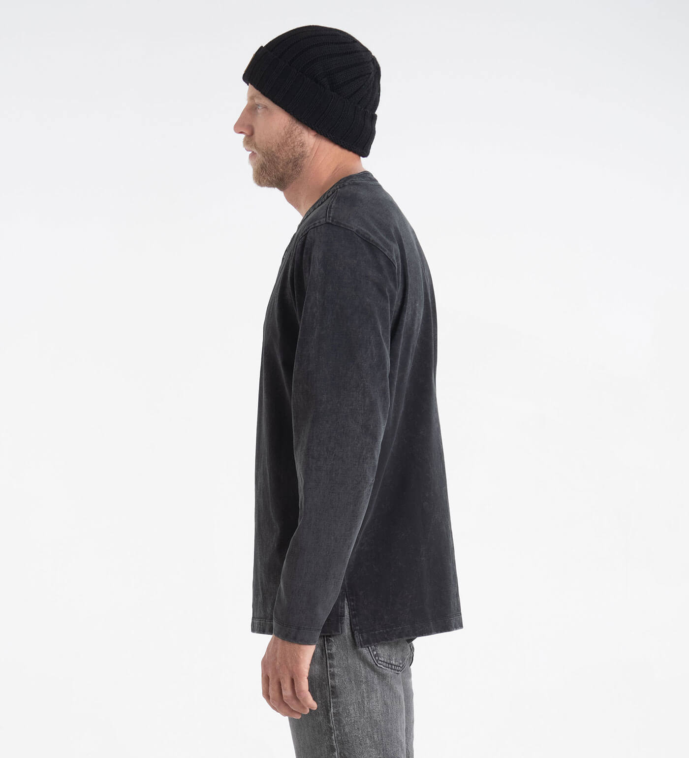 Thorogood Heavyweight Vintage-Wash Long Sleeve Henley - Image 4